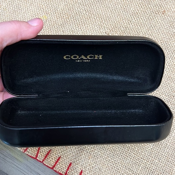 COACH GLASS CASE - Picture 5 of 9
